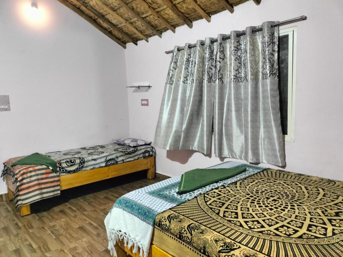 Prajwal Home Stay هامبي المظهر الخارجي الصورة