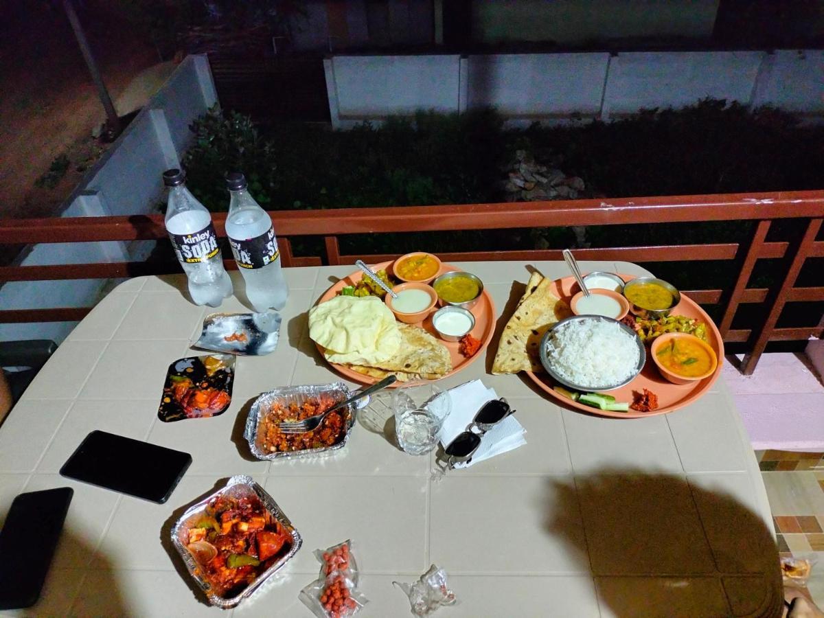Prajwal Home Stay هامبي المظهر الخارجي الصورة