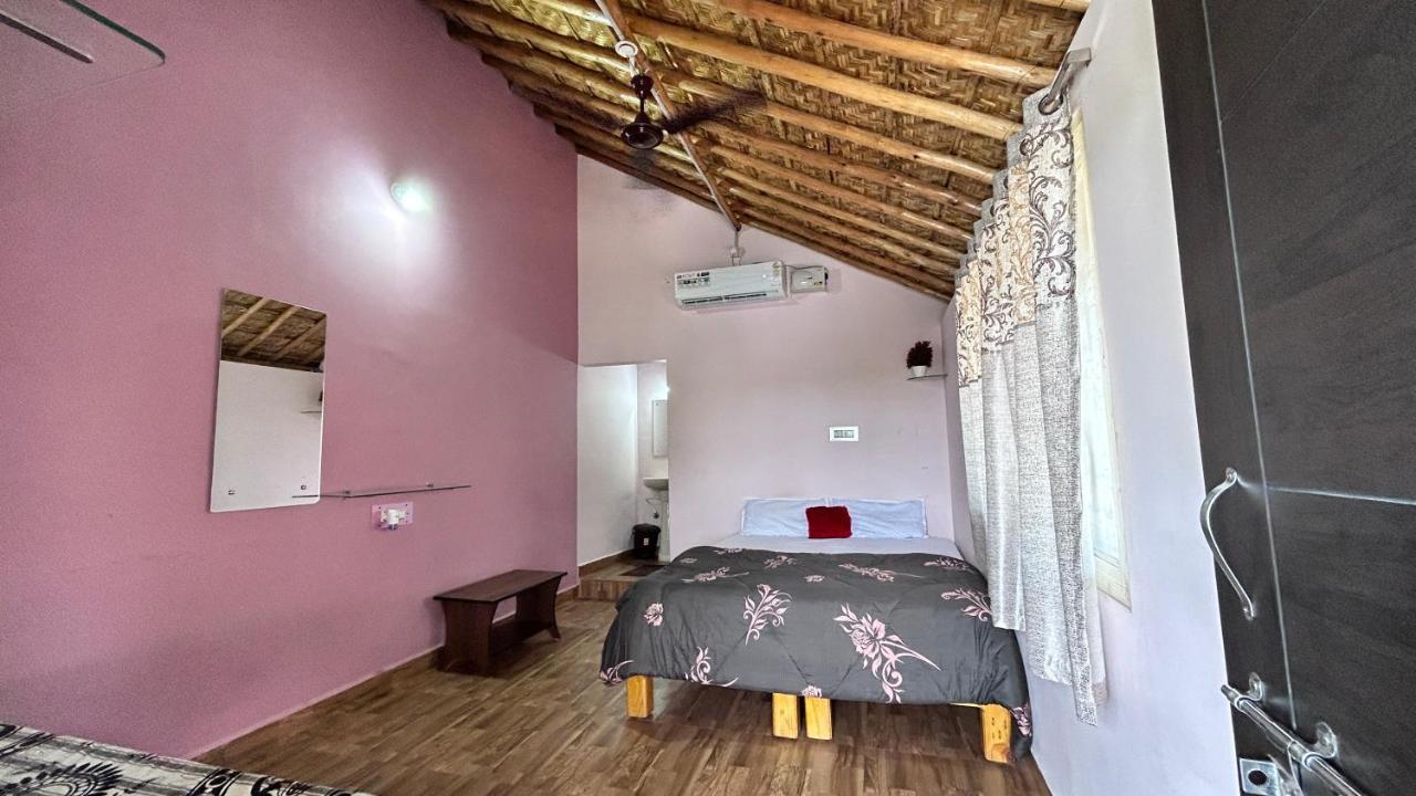 Prajwal Home Stay هامبي المظهر الخارجي الصورة